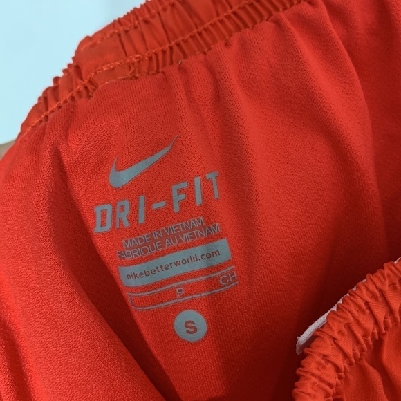 Nike Running Shorts small red and purple women’s - Picture 5 of 5